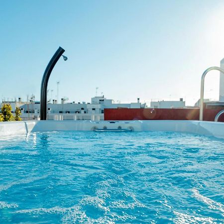 Aparthotel Luz De Gades - Suites Spa Gym - Adults Only Cádiz Exterior photo