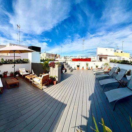 Aparthotel Luz De Gades - Suites Spa Gym - Adults Only Cádiz Exterior photo