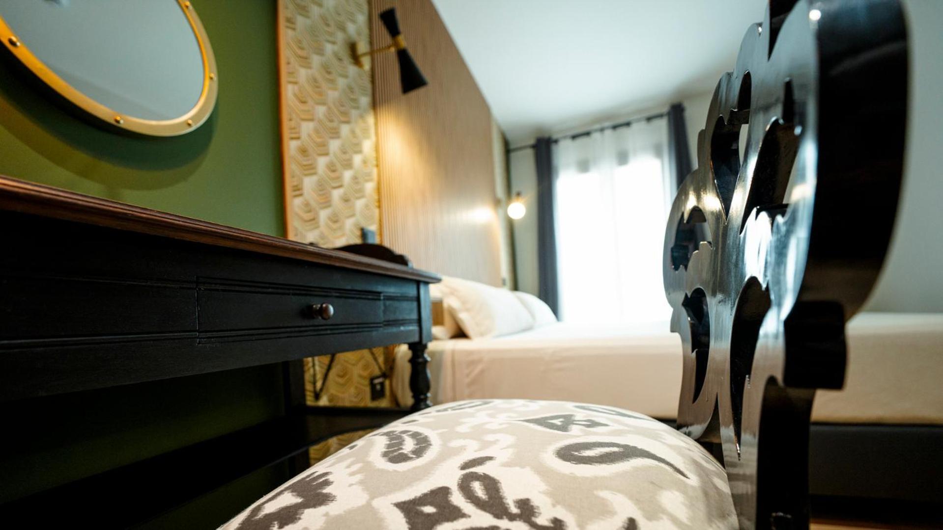 Aparthotel Luz De Gades - Suites Spa Gym - Adults Only Cádiz Room photo